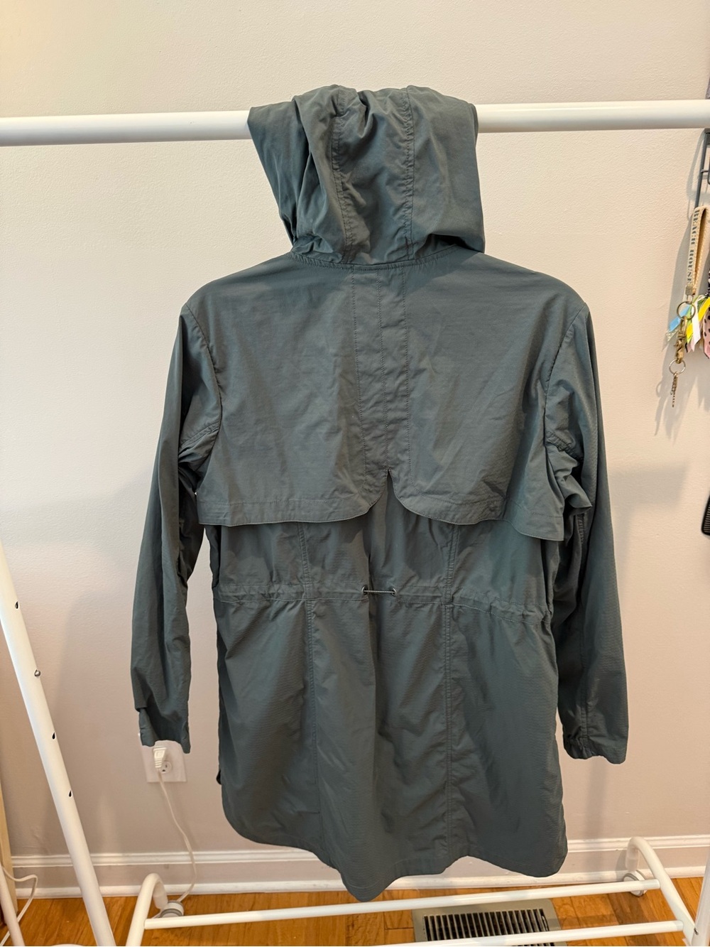 Athleta Drippity Hooded Windbreaker Jacket - Green - Size M - Picture 9 of 15